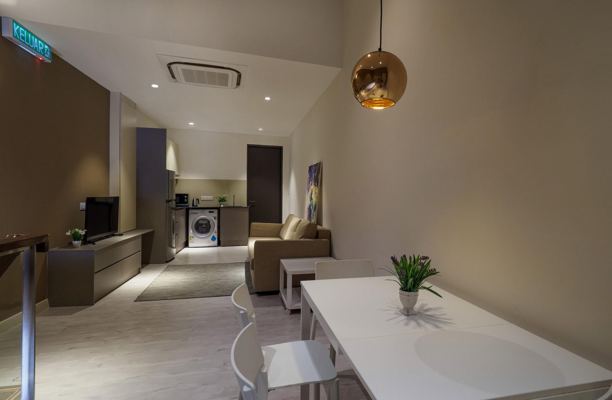 Hutton Managed By The Ascott Limited George Town