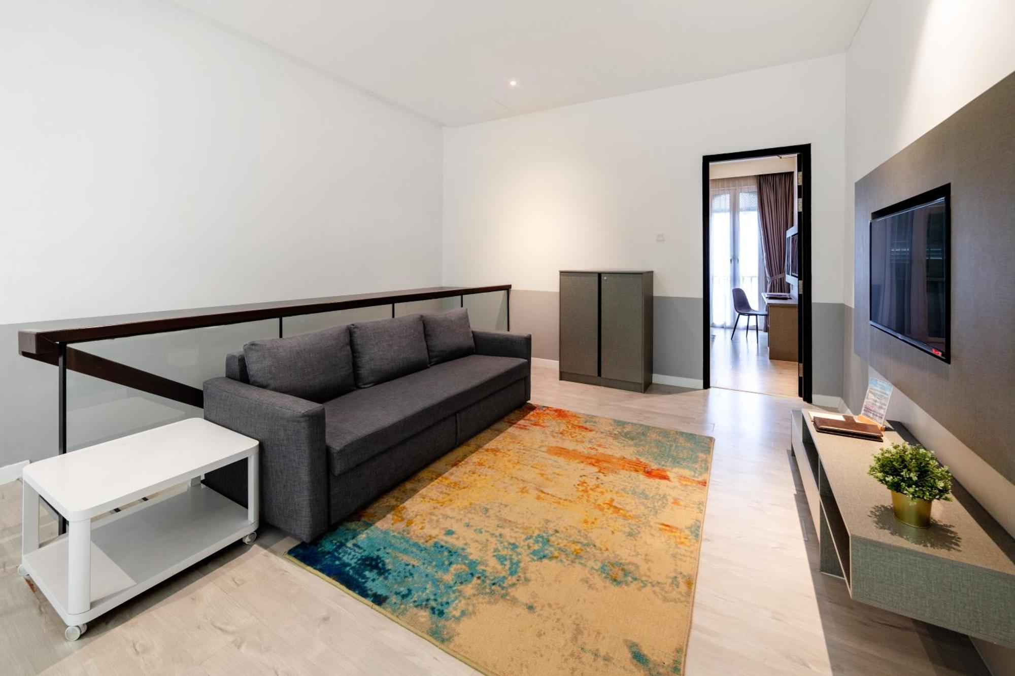 Hutton Managed By The Ascott Limited