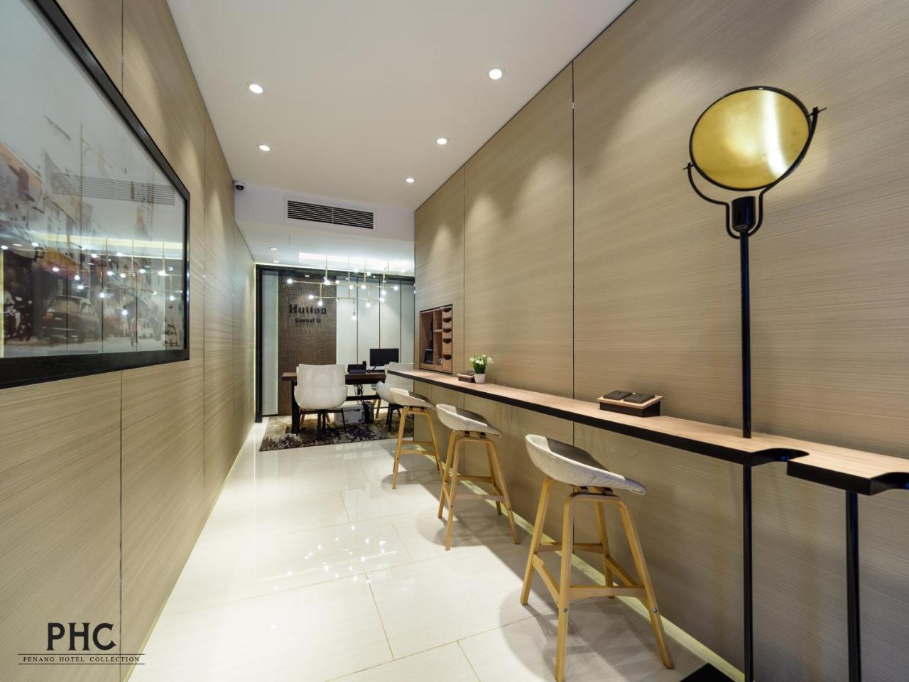 Hutton Managed By The Ascott Limited 3*