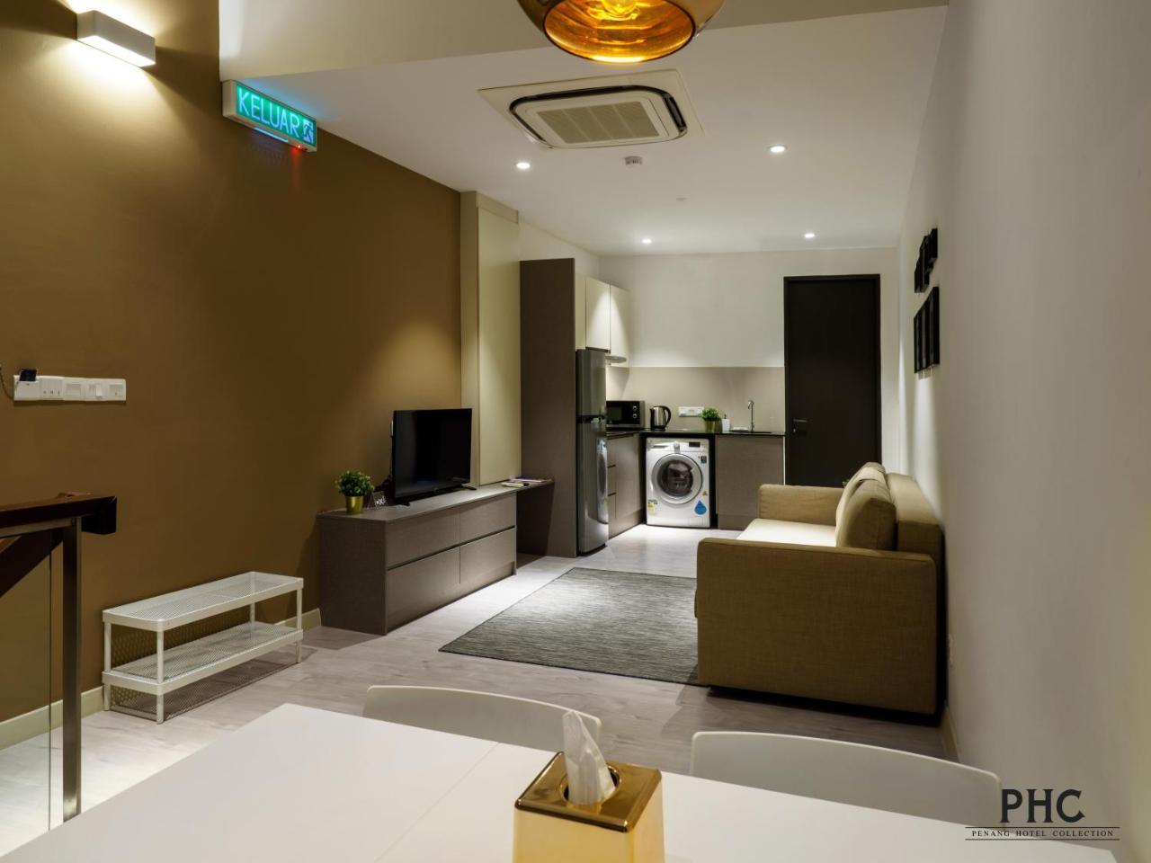 Hutton Managed By The Ascott Limited 3*