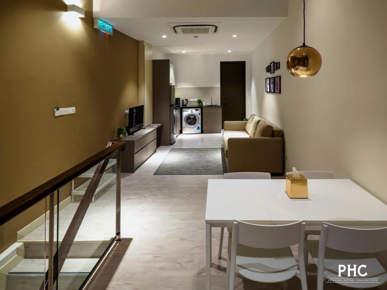Hutton Managed By The Ascott Limited 3*